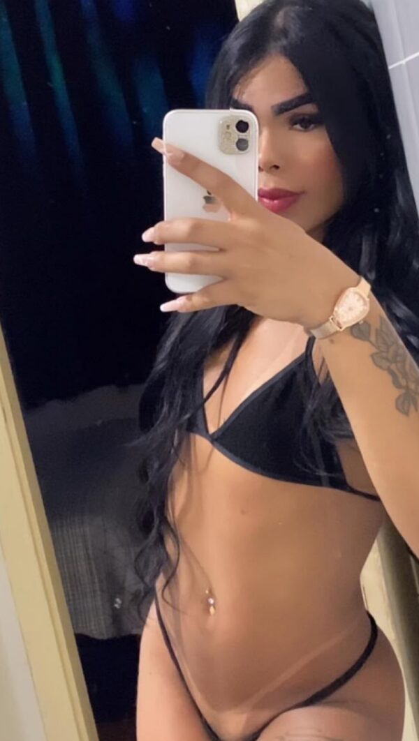 Acompanhante Trans Victória Costa